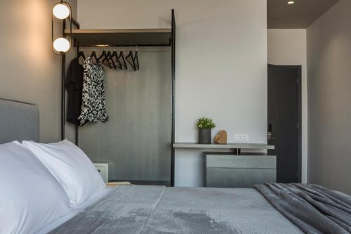 IMG-134aa4b630717642d45ad32472fe256b-V